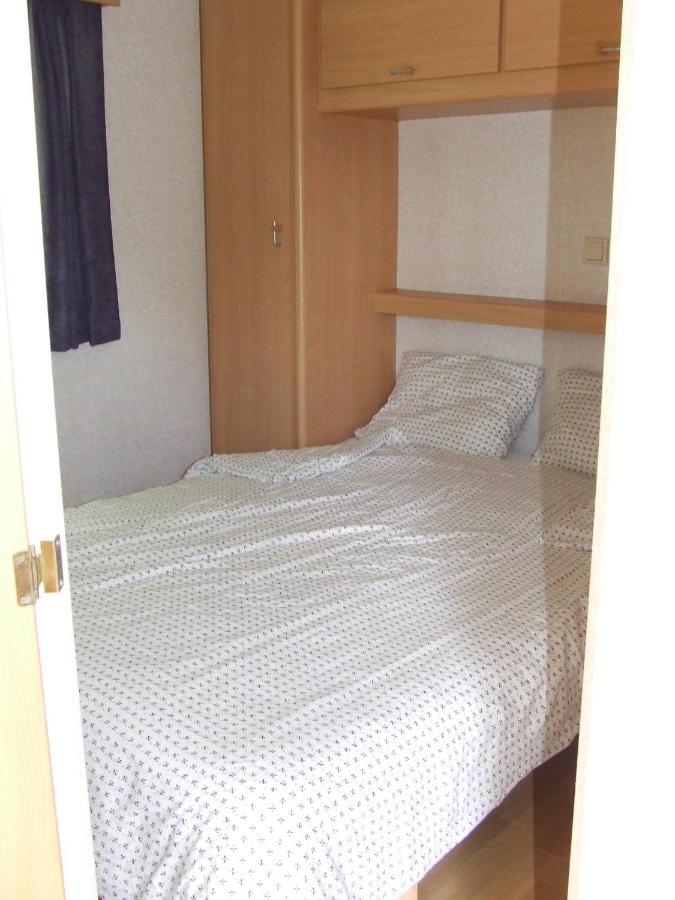 Stacaravan 6 Persoons - Camping Le Soustran Neuvic  Exterior foto